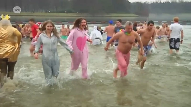 Sint-Niklaas TV: Wase ijsberenduik