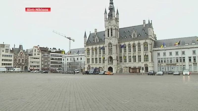 Vier jaar na storm: via tunnel naar stadhuis wegens dakwerken