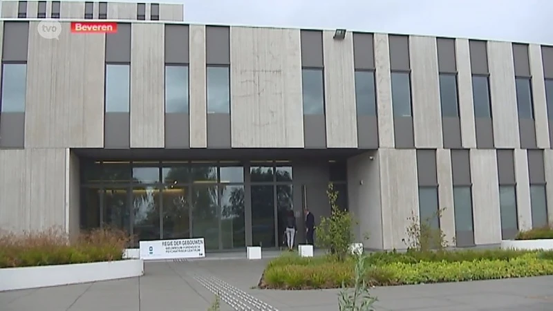 Ontsnapte geïnterneerde patiënt zet schoolbuurt in Beveren op stelten