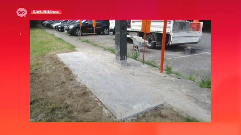 Hoofdafbeelding voor artikel Elektrische laadpaal bemoeilijkt…