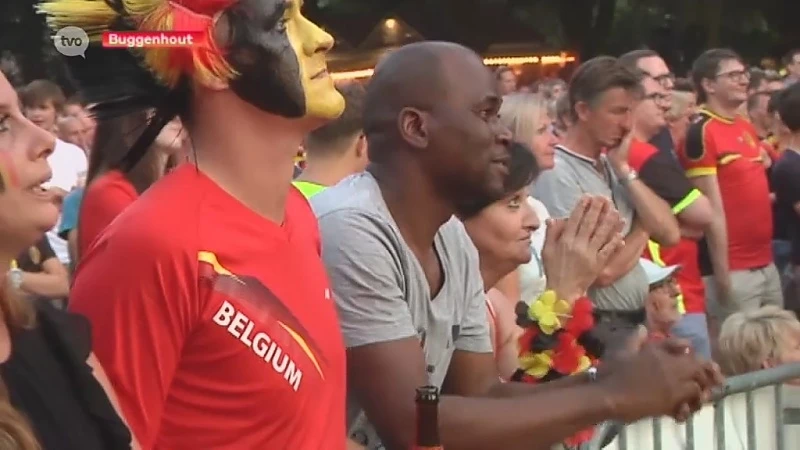 Fans in Opdorp zien hoe Rode Duivels (per ongeluk?) winnen tegen Engeland
