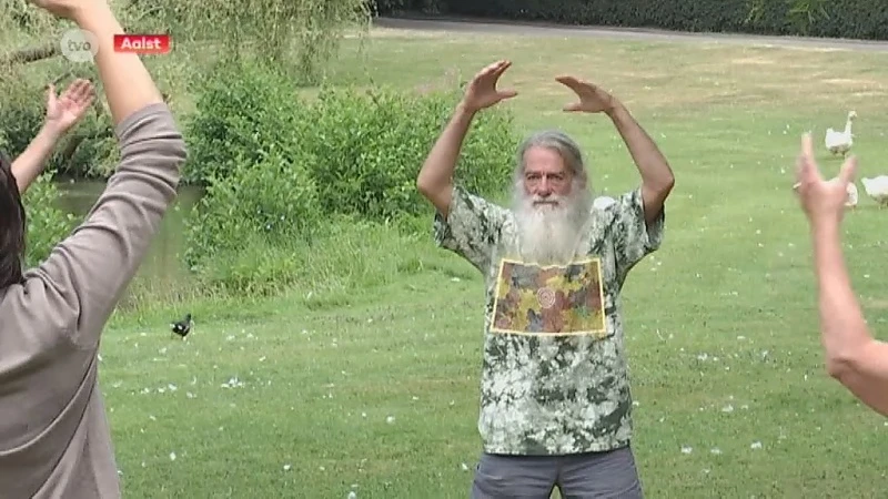 Yoga en Taichi in het stadspark van Aalst in de zomermaanden