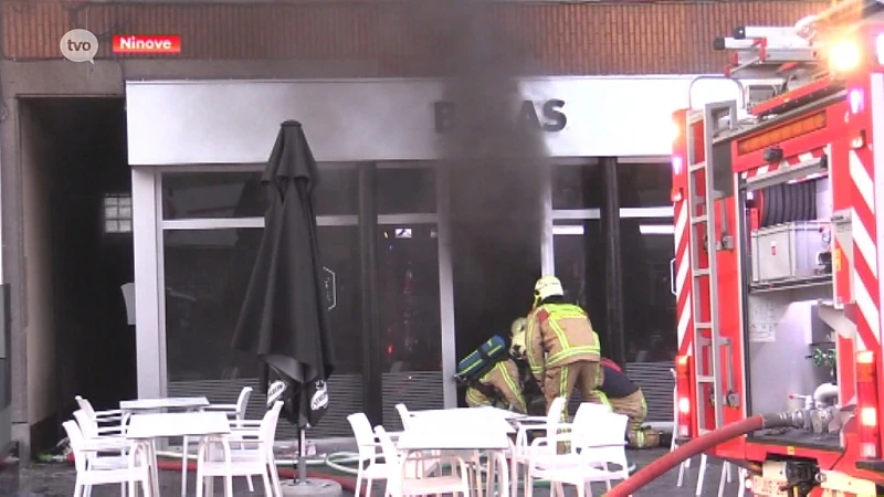 Ninove: Ijsmachine zet restaurant in brand