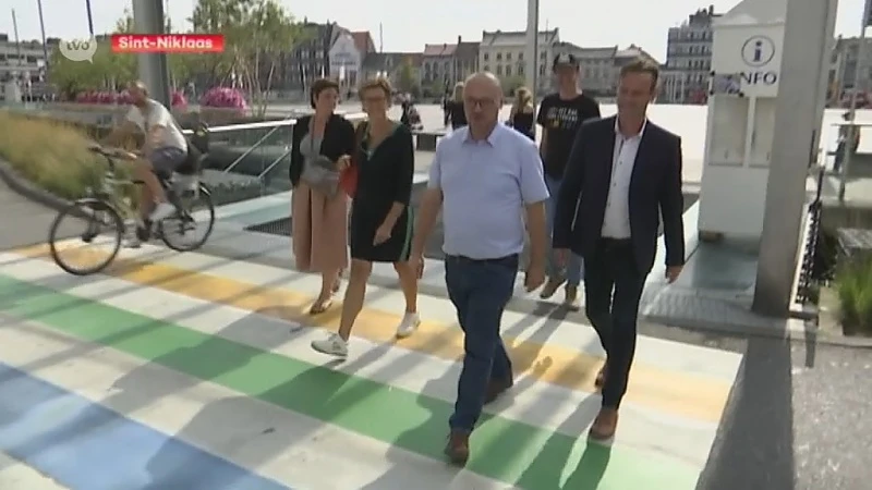 Sint-Niklaas heeft een permanent Regenboogzebrapad