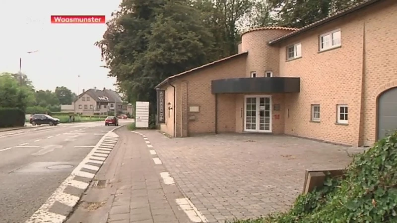 Waasmunster: Overvaller dringt huis binnen, valt bewoonster aan, en vlucht met 1000 euro