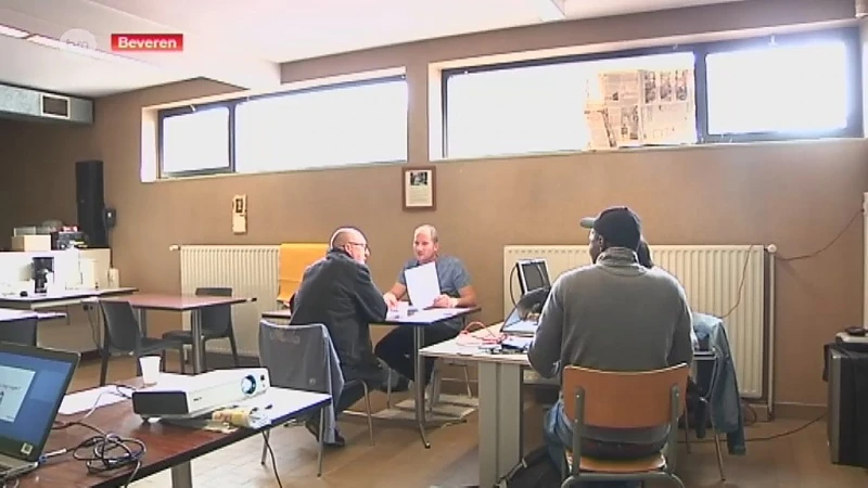 Hoofdafbeelding voor artikel Te weinig interesse voor job…