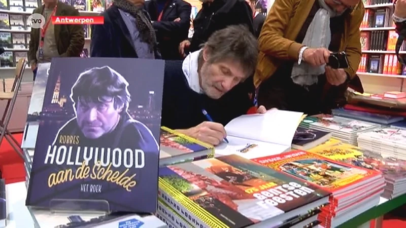 Robbe De Hert signeert 'Hollywood aan de Schelde' op Boekenbeurs in Antwerpen