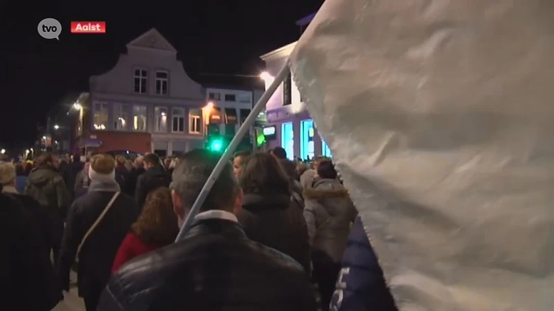 Witte Mars: Mensenmassa steekt nabestaanden aanslagen en misdaden hart onder de riem