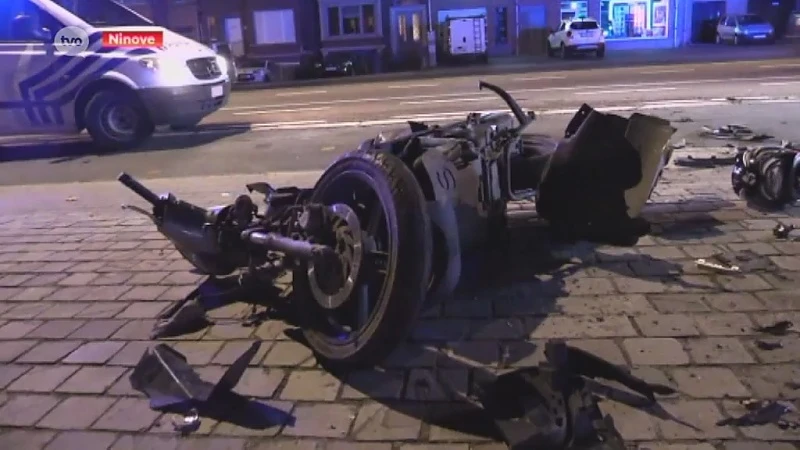Motorrijder zwaargewond na aanrijding met auto in Ninove