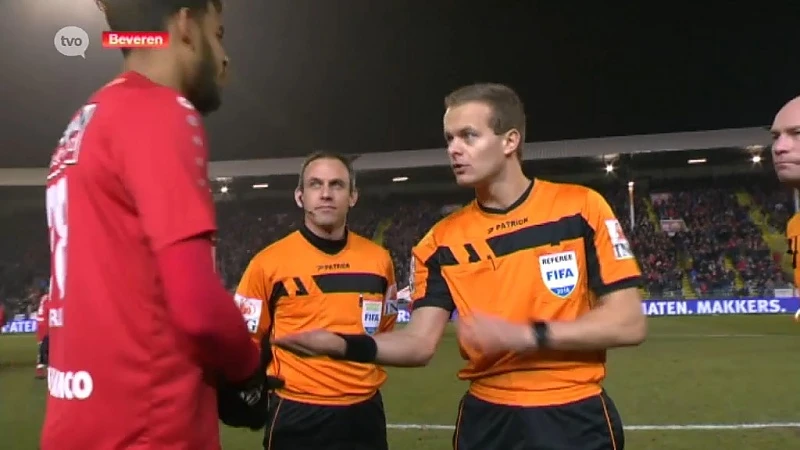 Hoofdafbeelding voor artikel Scheidsrechter Vertenten voorwaardelijk…