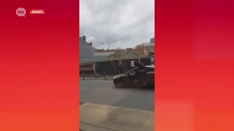 Parkeerwachter meegesleurd door boze autobestuurder in Aalst