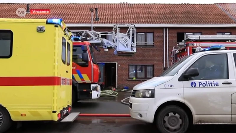 Verwarmingstoestel vat vuur in Vrasene, bewoonster met rookvergiftiging naar ziekenhuis