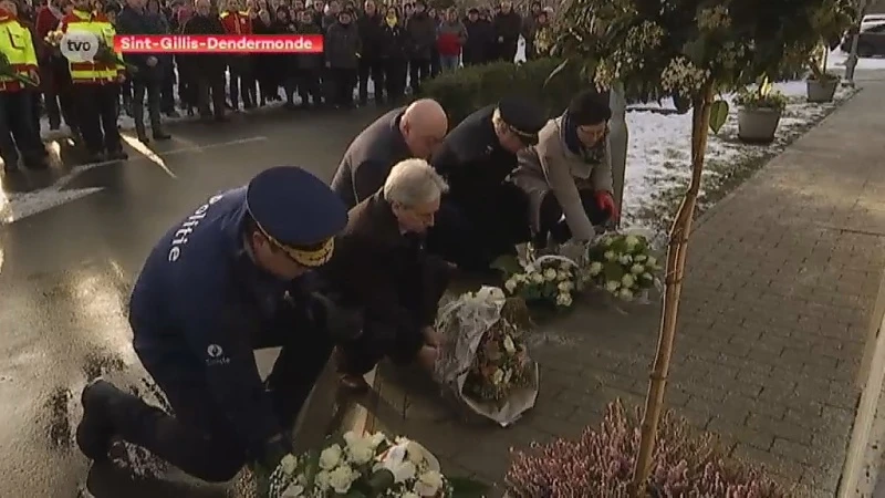 Slachtoffers en nabestaanden maken het stil op de plaats waar Kim De Gelder tien jaar geleden toesloeg
