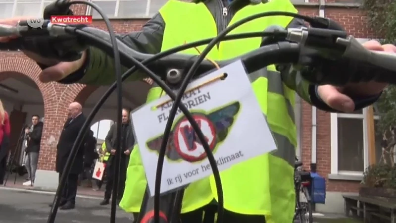 School in Kwatrecht trapt Dikketruiendag op gang met "klimaatpeloton"