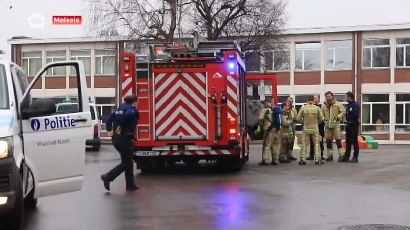 Net voor het carnavalsfeest nog even geëvacueerd door een rokend lichtarmatuur