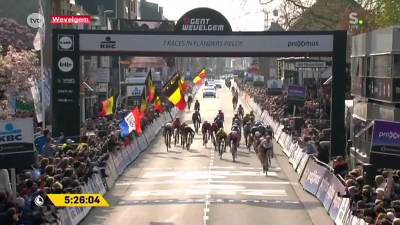 Oliver Naesen knap derde in Gent-Wevelgem