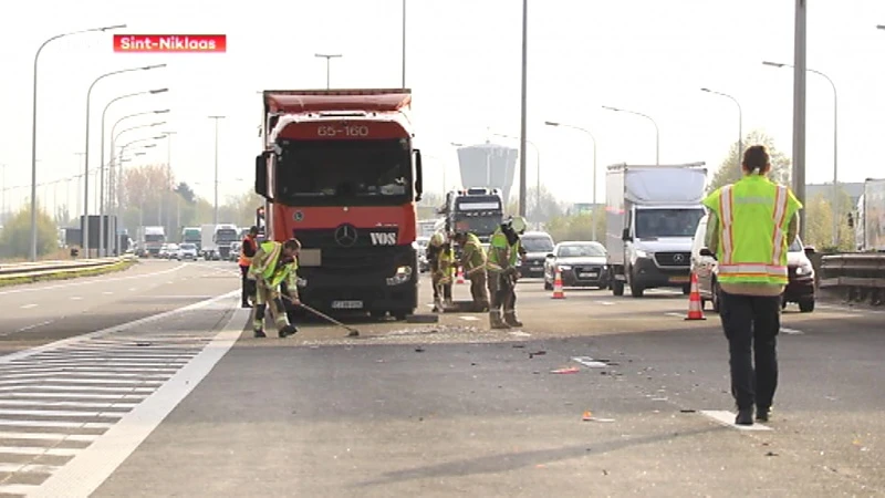 Tweede dag op rij prijs in file op E17 in Sint-Niklaas