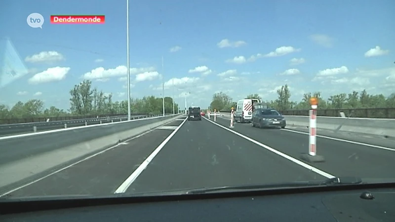 Twee tot 3 dagen verkeershinder door werken op Vlassenbroekbrug Dendermonde