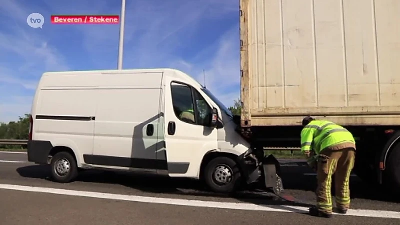 Opnieuw Waas fileleed na reeks ongevallen op E34 en in Beverentunnel