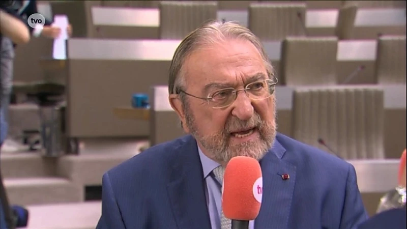 Herman De Croo (Open Vld) over winst Vlaams Belang: "Onze politici moeten terug naar de herberg"