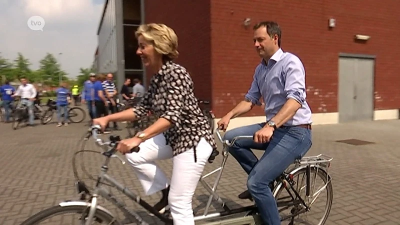 Op pad met Alexander De Croo en Pieter De Crem op hun laatste campagnedag