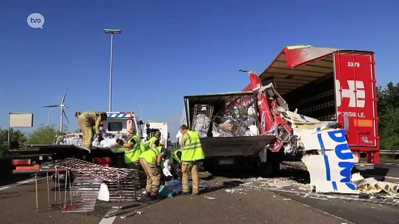 Chaos op E17 door twee ongevallen: mijd de omgeving