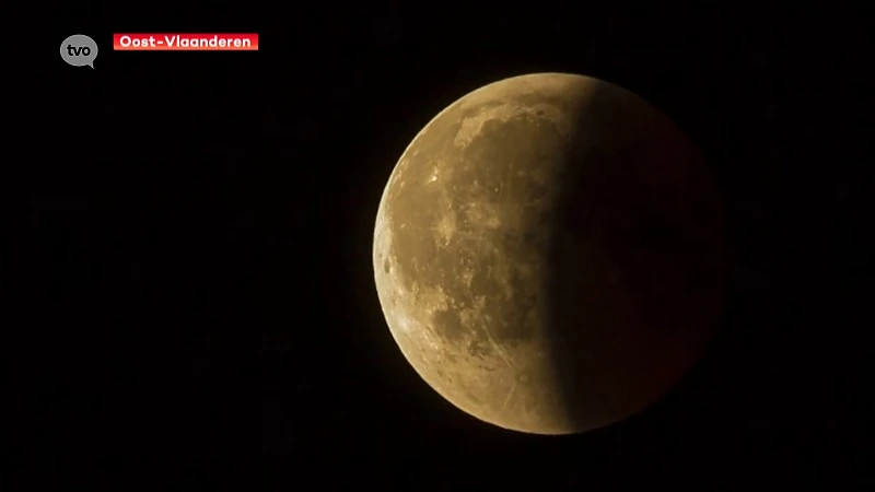 Hoofdafbeelding voor artikel Kijk vanavond eens naar boven:…
