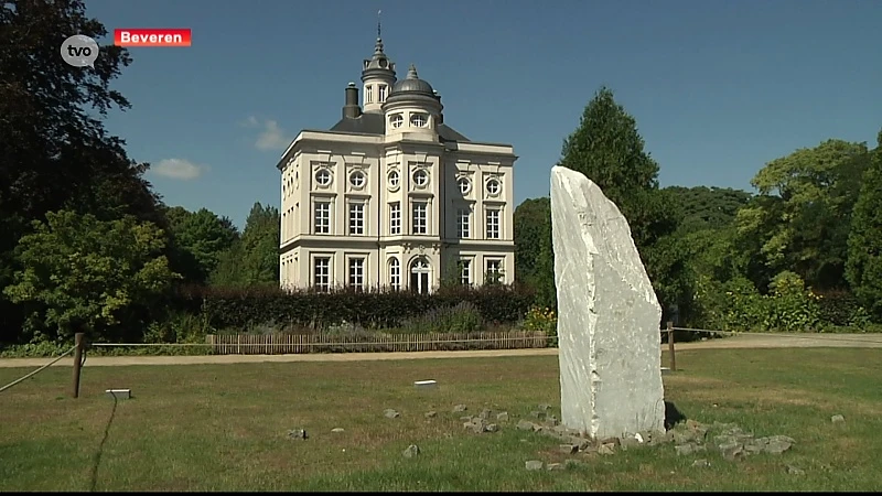 Heftige kunst in idyllisch Hof Ter Saksen