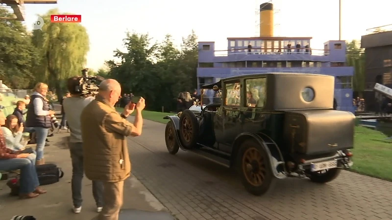 Over 10 dagen zinkt de Titanic in het Donkmeer, en dat wordt een ongezien spektakel