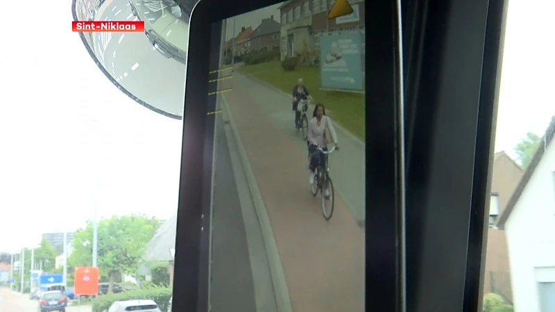 Zonder fietsangst naar school: Mercedes-technologie tackelt het dodehoekongeval
