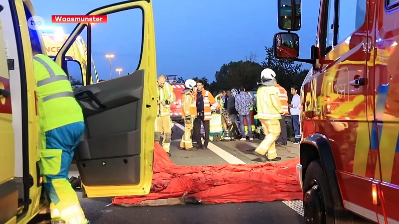 Dodelijk slachtoffer en 4 gewonden bij zwaar verkeersongeval op E17 in Waasmunster