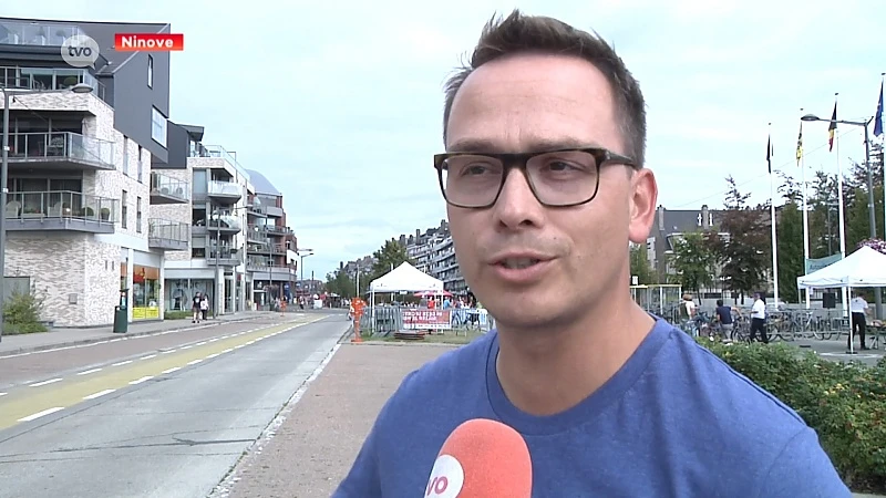 Nabestaande verkeersslachtoffers lanceert sticker om veilig en nuchter te rijden