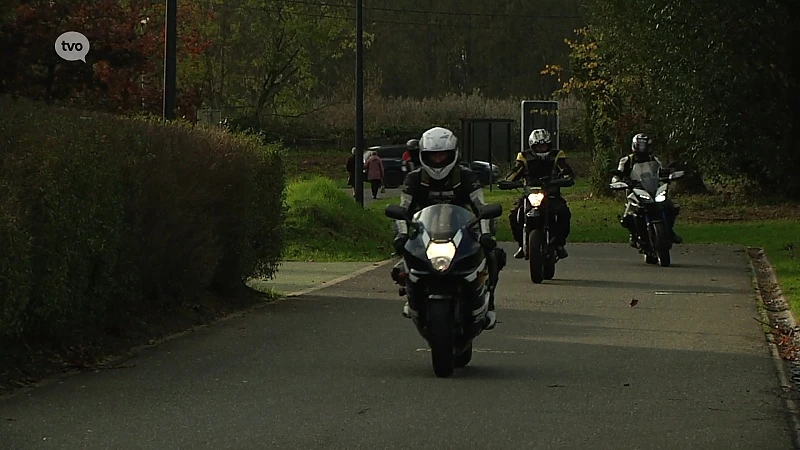 Moerzeke: 2800 motorrijders aan start jaarlijkse Herfstrit van vzw Hartrijders