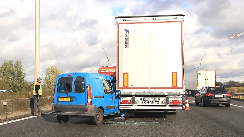 Bestuurder zwaargewond na ongeval op E17 in Haasdonk