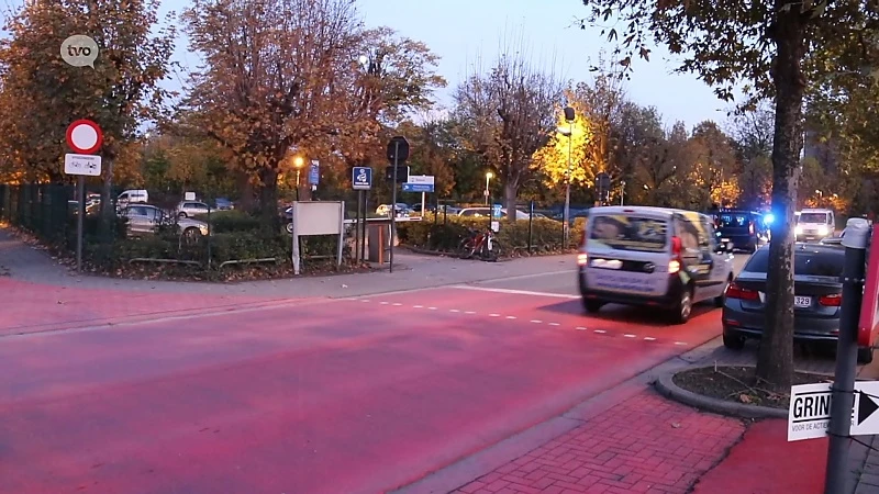 Fietser zwaargewond na aanrijding op fietskruispunt op Gheeraerdtslaan in Aalst
