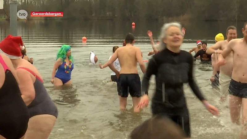 Met een plons het nieuwe decennium in in Geraardsbergen