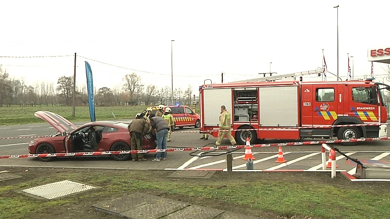 Laarne: Lekkende gastank auto, straat tijdlang afgesloten