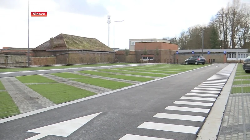 127 nieuwe gratis parkeerplaatsen aan de stadsrand in Ninove