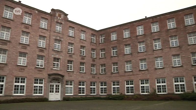 Voorbereidingen sloop oude Abdijschool in Dendermonde starten maandag