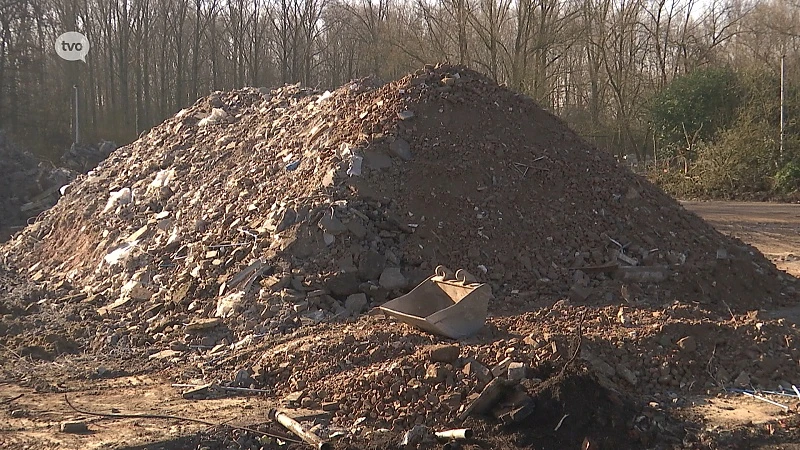Feestzalencomplex Salons Den Notendijk onder de sloophamer