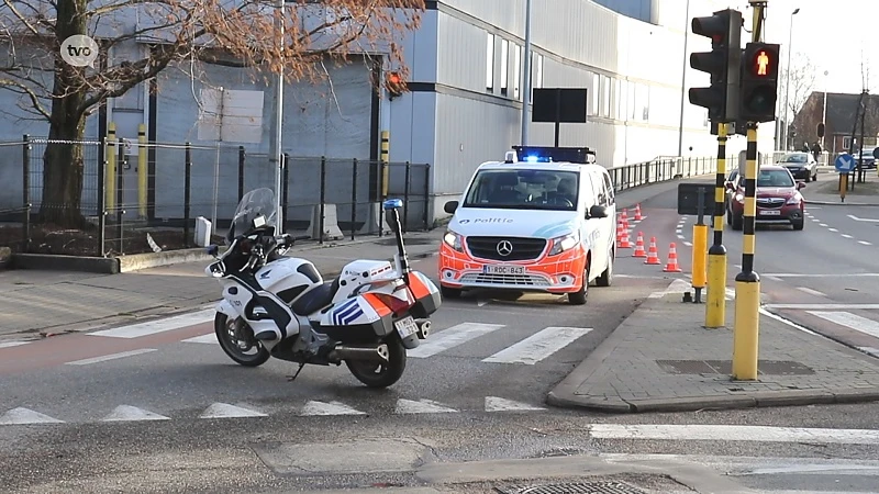 Storm Ciara: loshangende panelen in Aalst, asbestplaten in Ninove