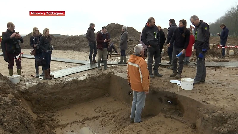 Archeologen en vrijwilligers ontdekken Romeinse bedrijvigheid in Ninove