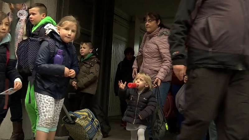 Geen school, ouders zoeken opvangoplossingen voor hun kinderen