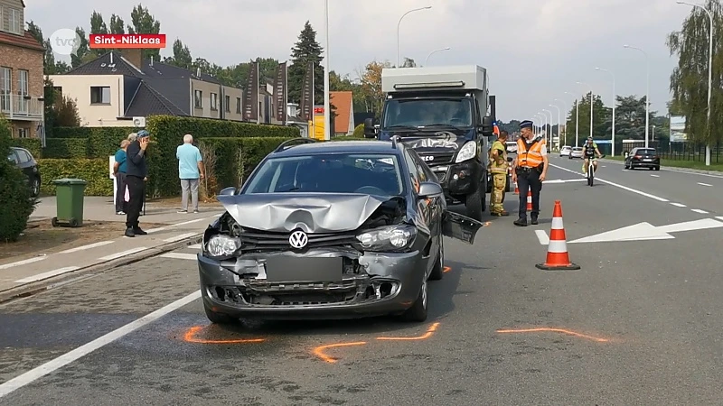 Moeder en kind gewond bij ongeval in Sint-Niklaas