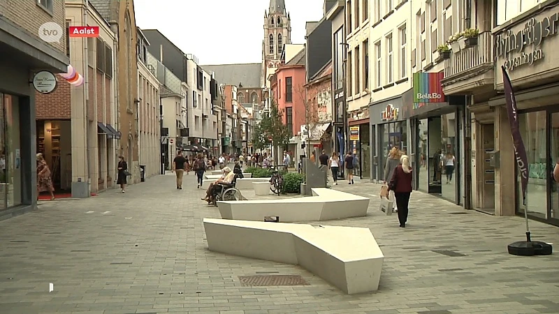 Weinig shoppers op extra koopzondag in Aalst: "Hiermee maken we horrorjaar niet goed"