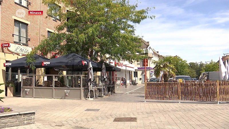 Café À L’aise sluit vroeger: “Hoe later op de avond, hoe meer problemen”