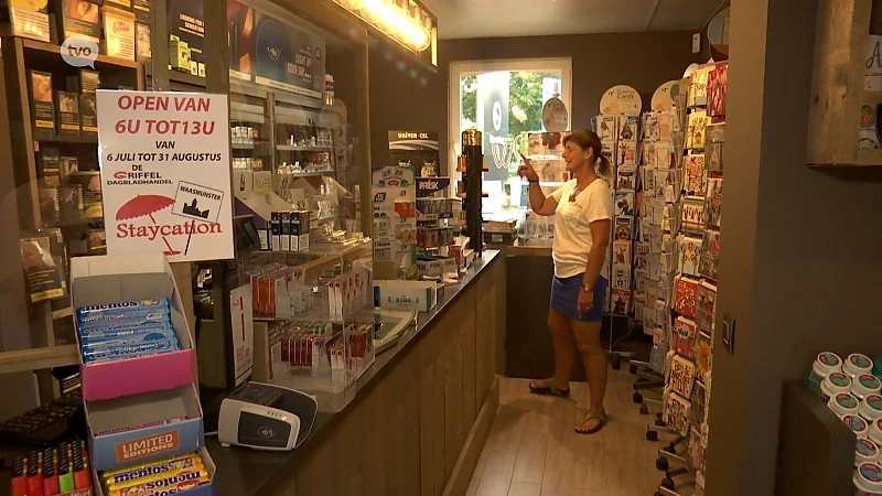 Uitbaatster krantenwinkel onder de indruk van inbraak: "Vanaf nu kom ik met een klein hartje"