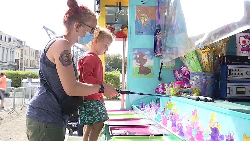 Kermis in Dendermonde, foorkramers opgelucht en blij