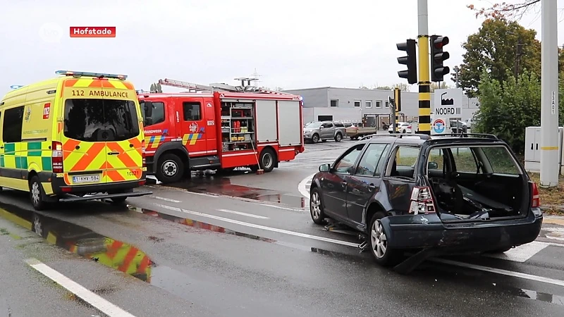 Vrouw zwaargewond na ongeval op N41 in Hofstade