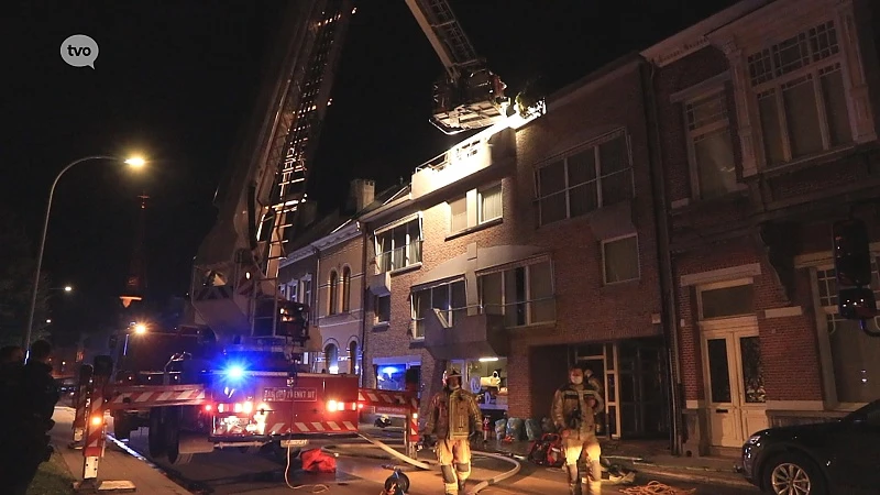 Appartementbrand in Beveren, bewoners hullen zich in natte handdoeken